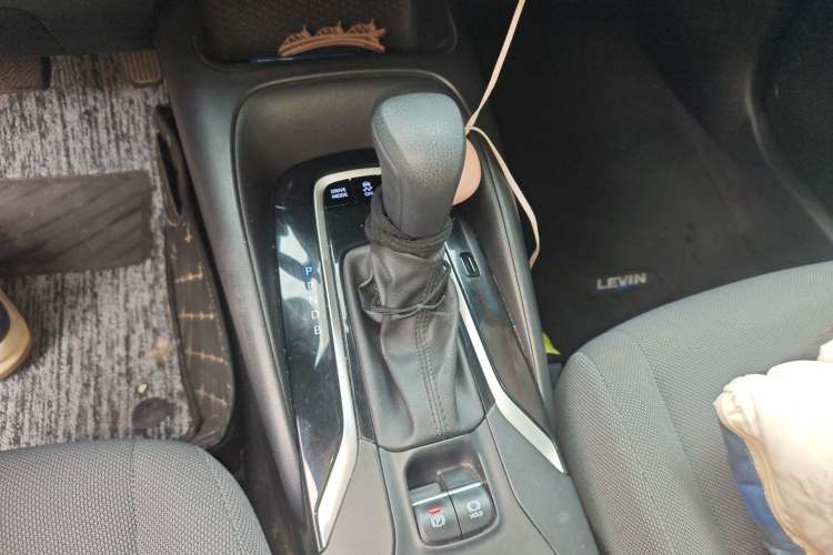 Used Toyota Levin 2021 Dual-Engine 1.8H E-CVT Luxury Edition Gear Lever