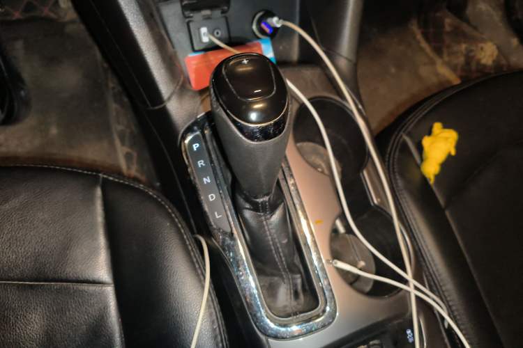 Used Chevrolet Cruze 2018 Revised Version 320 Automatic Pioneer Edition Gear Lever