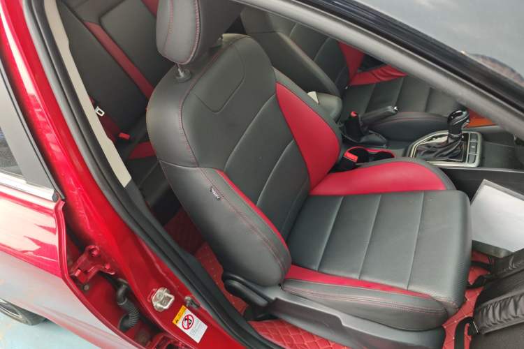 Used CHANGAN Eado 2017 RS 1.5T DCT Sharp Edition
