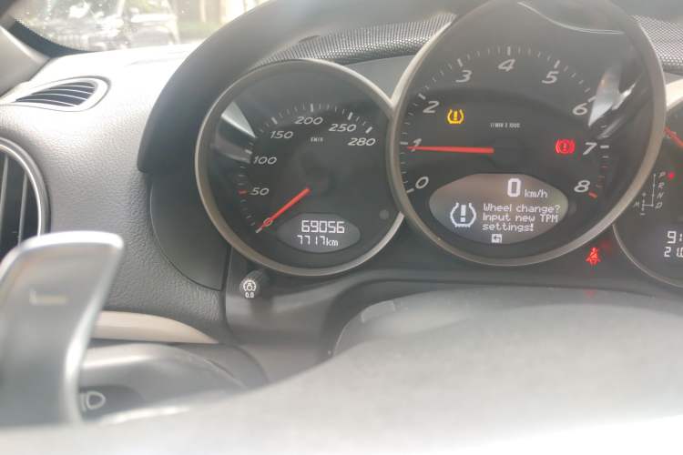 Used Porsche Cayman 2012 Cayman Black Edition 2.9L Odometer Close Up