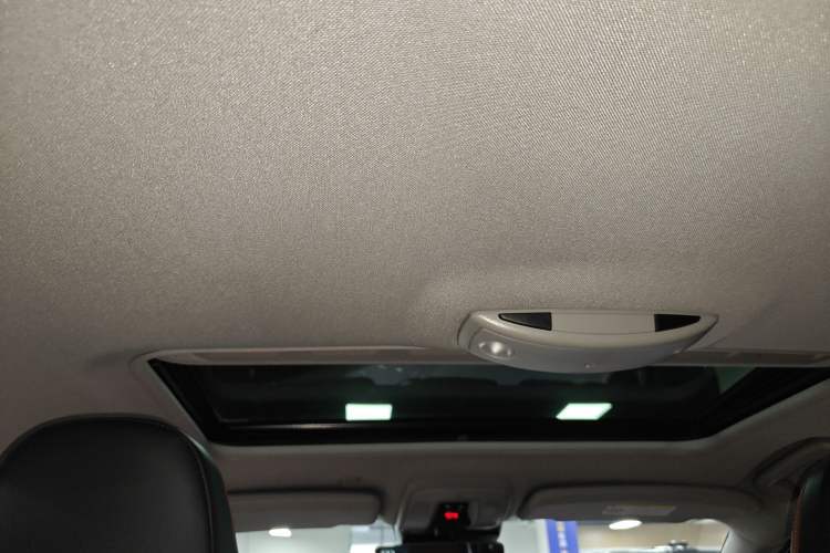 Used Volvo V60 2017 T5 Zhiya Edition China V Standard Headliner
