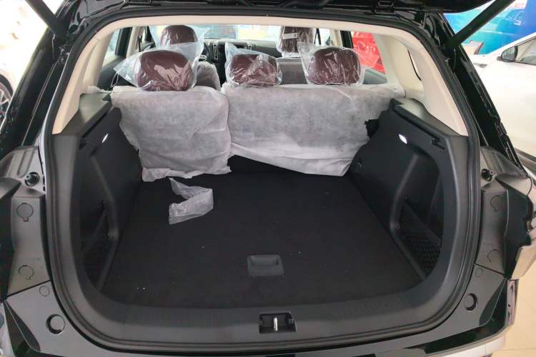 Used Hongqi HS3 PHEV 2025 Model 125km Jingwei PLUS 2 Millionth Anniversary Edition