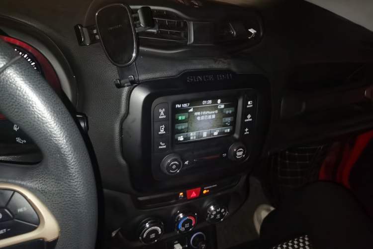 Used Jeep Renegade 2017 180T Automatic High-Energy Version