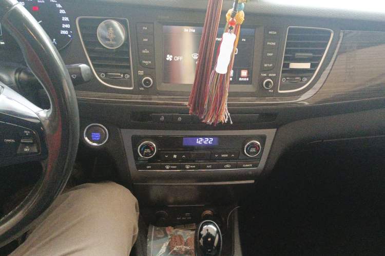 Used Hyundai Mistra 2016 1.6T Automatic Flagship TOP Model
