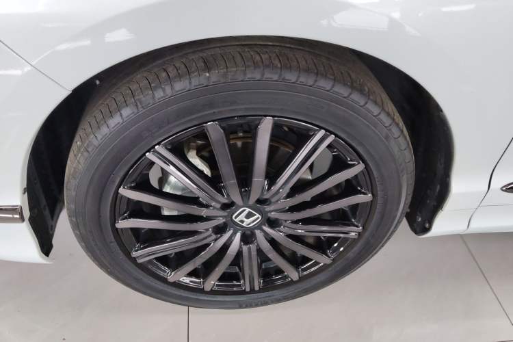 Used Honda Elysion 2024 2.0L eHEV Luxury Edition
