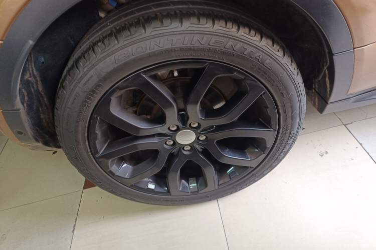 Used Land Rover Range Evoque 2014 2.0T 5-Door Ignite Edition Right Rear Wheel Hub