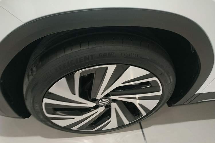 Used Volkswagen ID.6 X 2022 Kinergy Four-Wheel Drive Edition Exterior 7