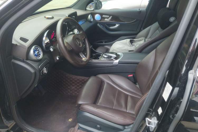 Used Mercedes-Benz GLC 2019 GLC 260 4MATIC Dynamic Edition
