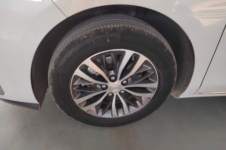 Used Buick GL8 2023 ES Lu Zun Comfort Model