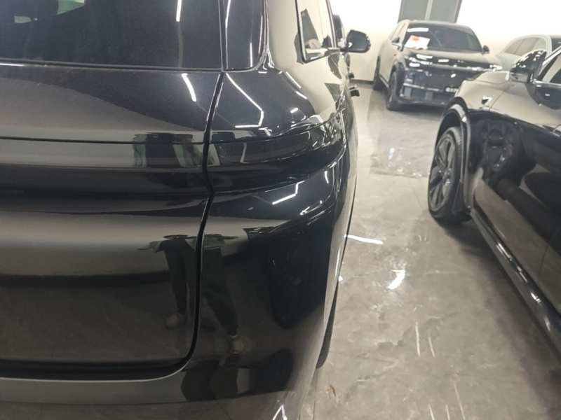 Used Li Auto L8 2023 Pro Model — 7