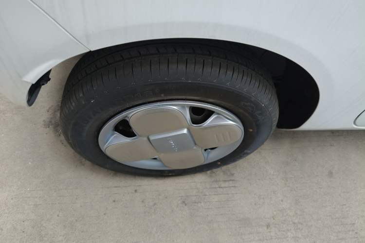 Used Geely Galaxy Panda 2024 Panda Mini 200km Endurance Bear
