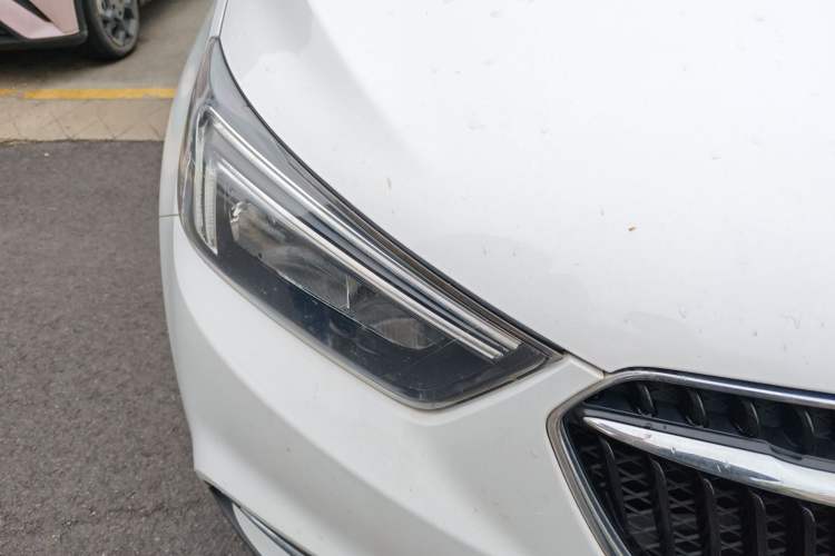 Used Buick Encore 2017 18T Automatic Two-Wheel Drive Urban Leading Model Right Front Headlight