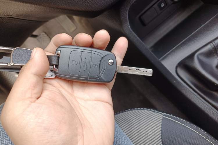 Used Wuling Hongguang 2021 1.5L Revised S Base Version with Electric Power Steering LAR
