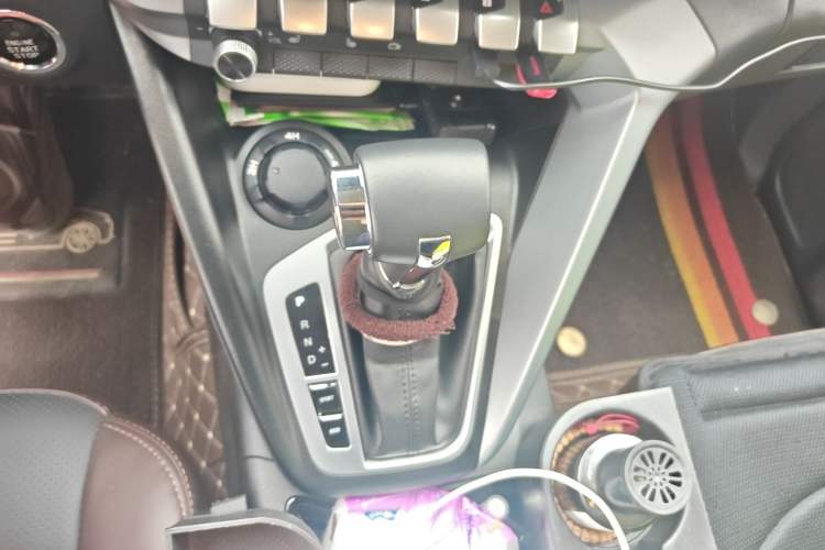 Used CHANGAN KAICHENG F70 2022 2.4T Gasoline Automatic 4x4 Executive Version Standard Wheelbase 4K22D4T Gear Lever