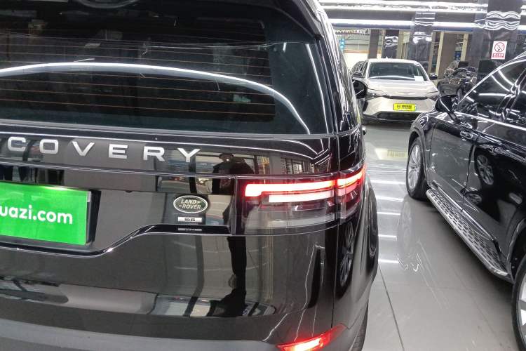 Used Land Rover Discovery 2018 3.0 SC V6 SE