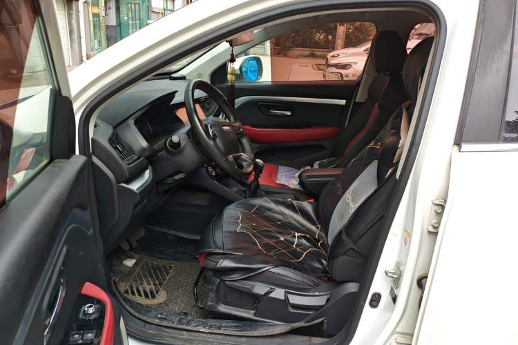 Used Haval H2s 2017 Red-Label 1.5T Manual Elite Model