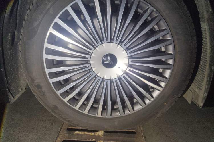 Used VOYAH Dream 2025 PHEV Four-Wheel-Drive Flagship Version – Qiankun Edition