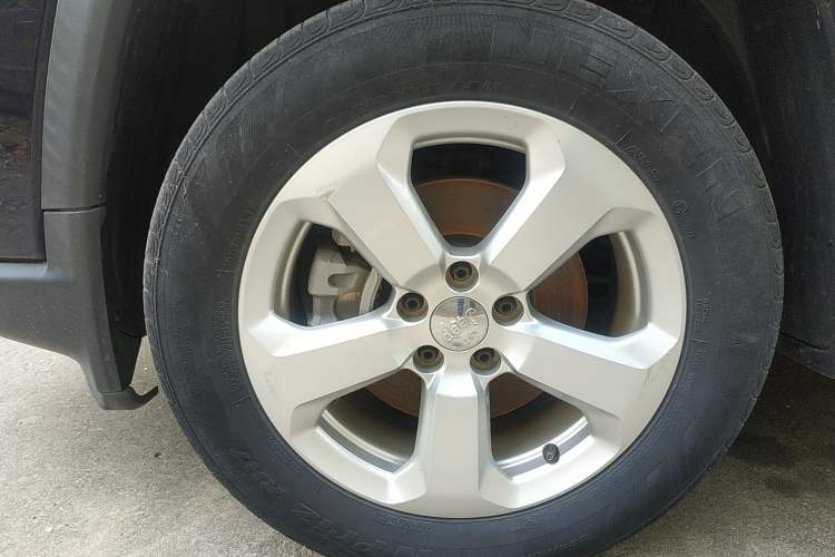 Used Jeep Compass 2020 220T Automatic Leading Edition