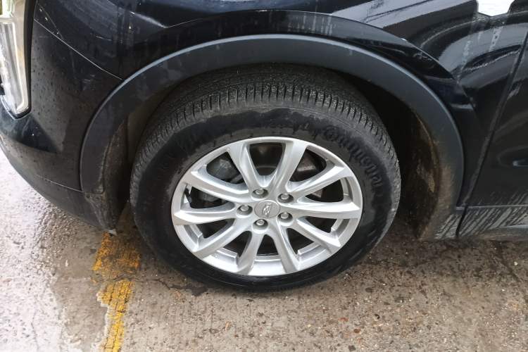 Used Cadillac XT4 2022 28T Two-Wheel Drive Fashion Edition Left Front Wheel Hub