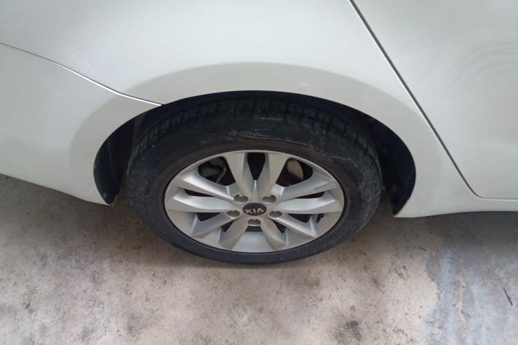 Used Kia K3 2016 1.6L Automatic with Sunroof Exterior 5