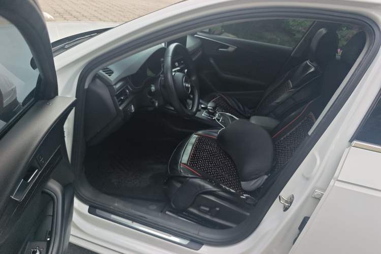 Used Audi A4L 2017 40 TFSI Ambition Edition