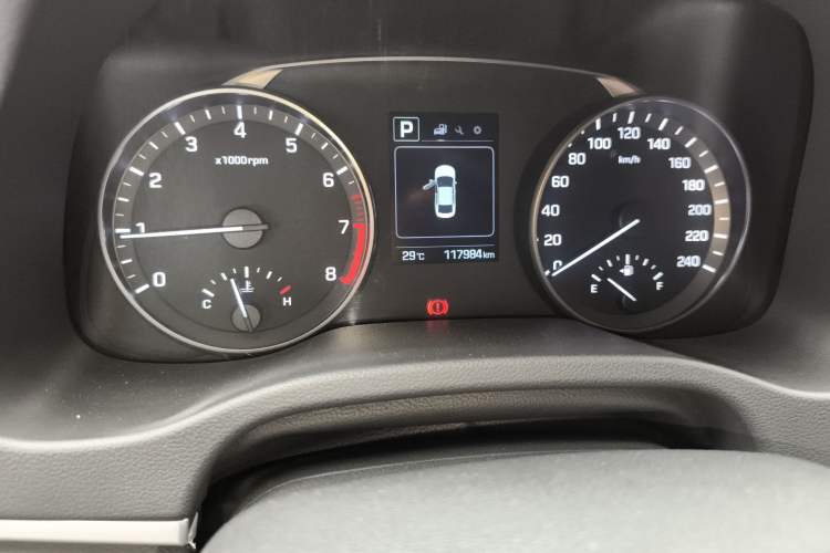 Used Hyundai Elantra (6th Generation / Lingdong) 2016 1.6L Automatic ZhiXuan – Elite Version