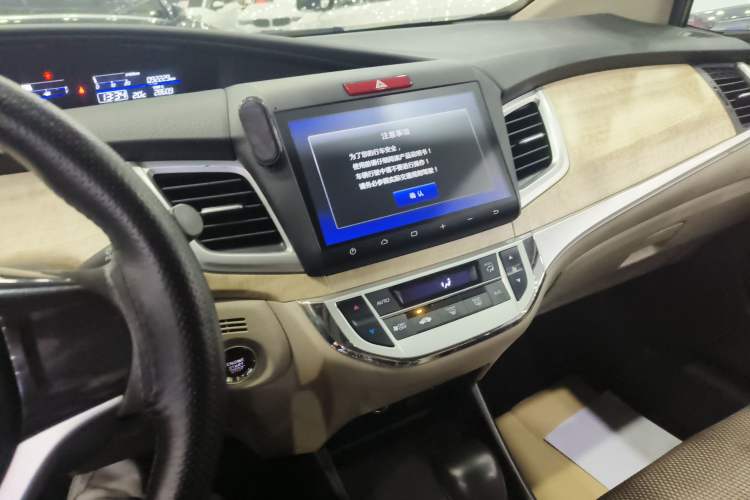 Used Honda Jade 2014 1.8L Automatic Comfort Elite Version 5 Seats
