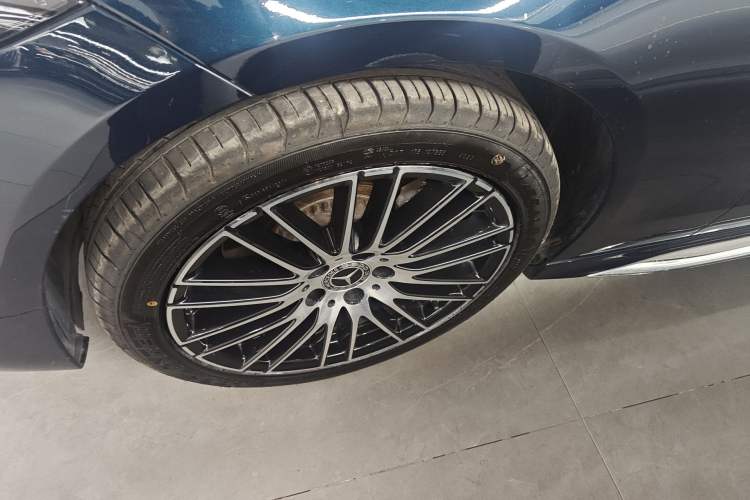 Used Mercedes-Benz C-Class 2023 C 260 L Sport Edition Left Front Wheel Hub