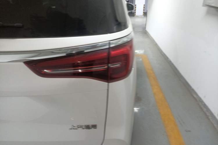 Used Buick GL8 2021 ES Land Cruiser 653T Luxury Edition
