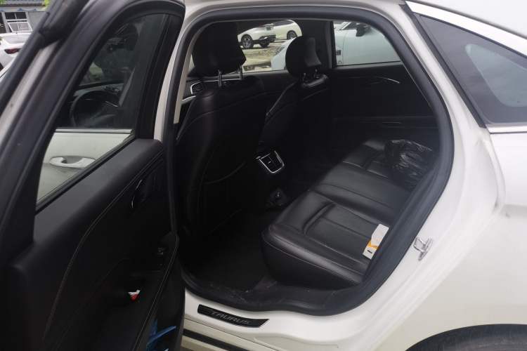 Used Ford Taurus 2017 EcoBoost 245 Fashion Edition
