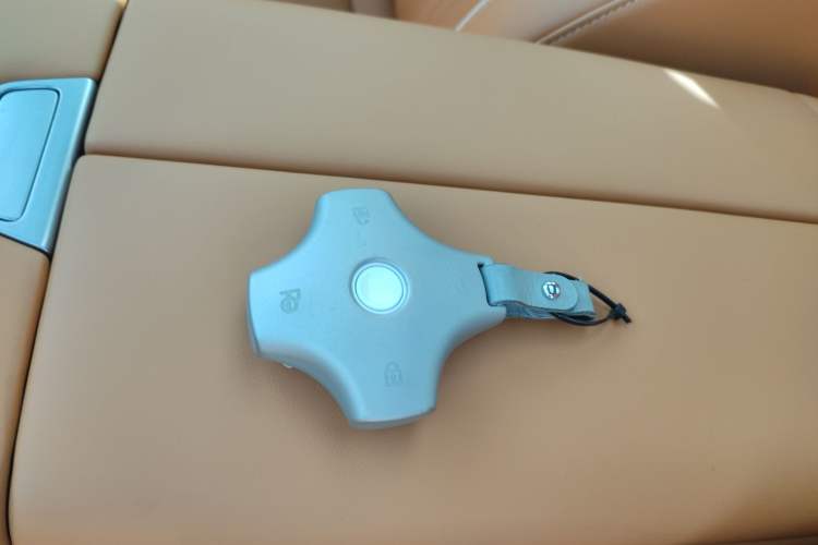 Used Dongfeng eπ eπ008 2025 210 Ultra Range-Extended Version 5 Seats
