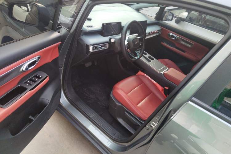 Used AION Y 2022 Plus 70 Enjoy Edition
