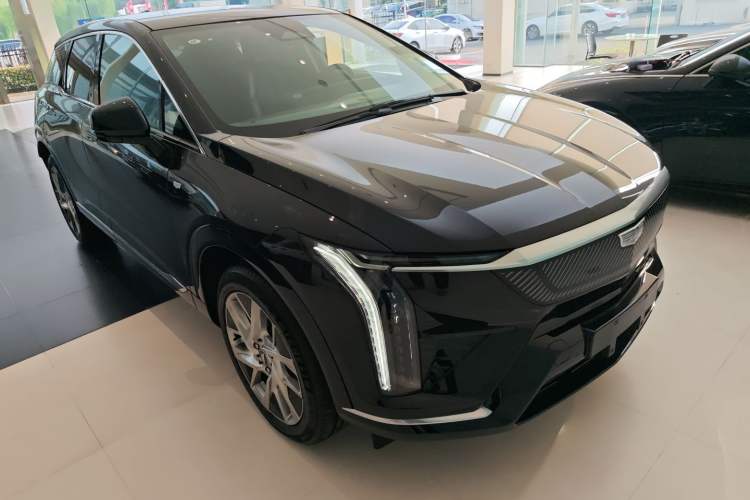 Used Cadillac OPTIQ 2024 Standard Range Version
