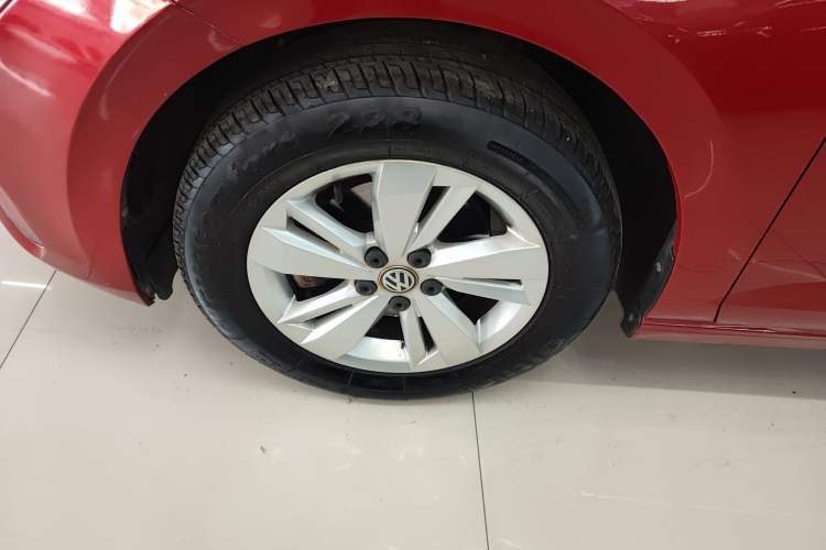 Used Volkswagen Polo 2019 Plus 1.5L Automatic Panoramic Enjoyment Edition Left Front Wheel Hub