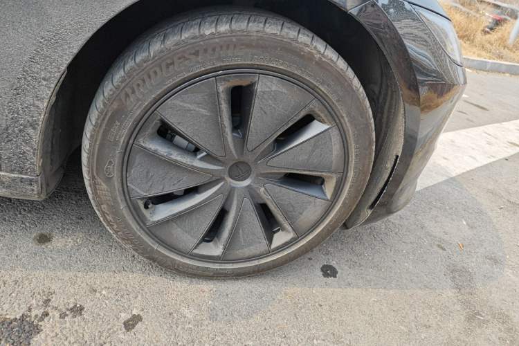 Used Tesla Model 3 2025 Rear-Wheel-Drive Version