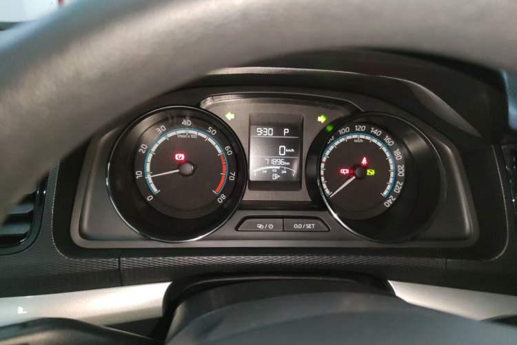 Used Skoda Kamiq 2020 GT 1.5L Automatic Comfort Edition China VI Standard Instrument Cluster