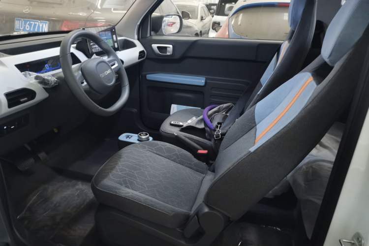 Used Geely Galaxy Panda 2024 Panda Mini 200km Endurance Bear
