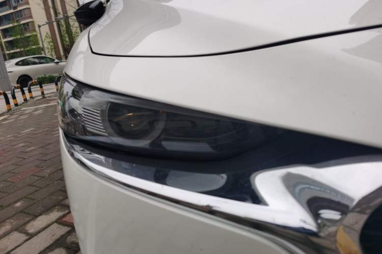 Used Mazda 3 Axela 2023 2.0L Automatic Zhiqing Edition
