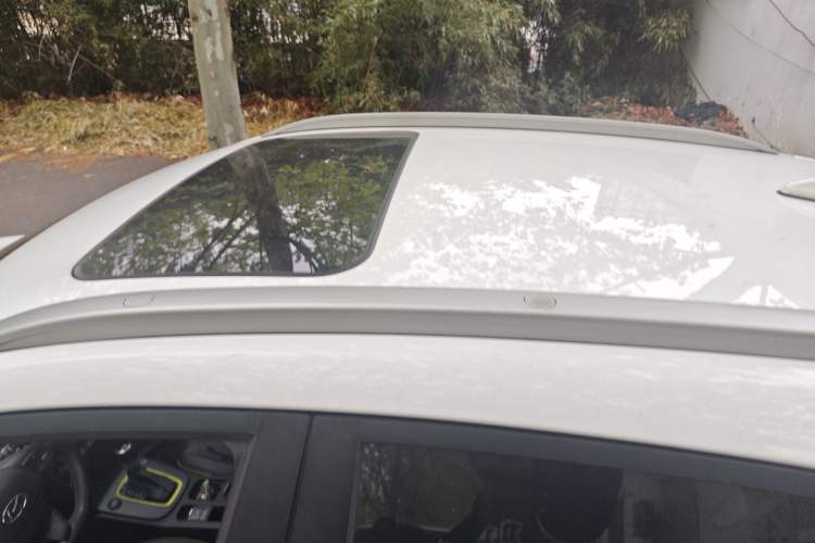 Used Hyundai ENCINO 2018 1.6T Dual-Clutch ZhiPao Edition China V Standard Roof