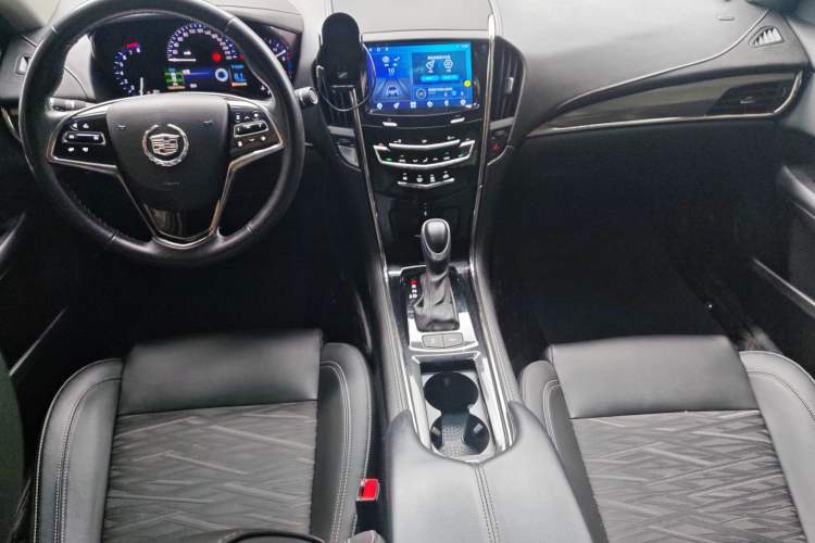 Used Cadillac ATS-L 2014 25T Comfort Model Center Console