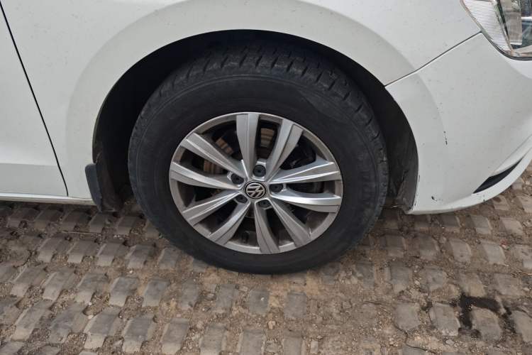 Used Volkswagen Bora 2016 1.6L Manual Fashion Edition
