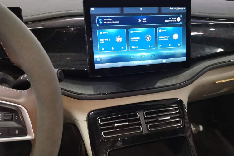 Used BYD Qin PLUS 2024 HONOR Edition DM-i 55KM Leading Model