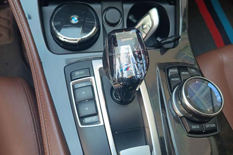 Used BMW 5 Series 2014 528Li Leading Model