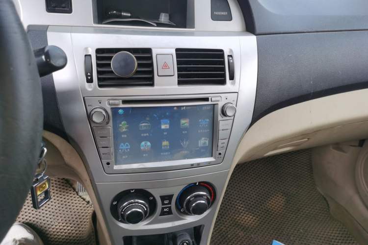 Used Great Wall C30 2010 1.5L Manual Luxury Edition Audio And AC Panel