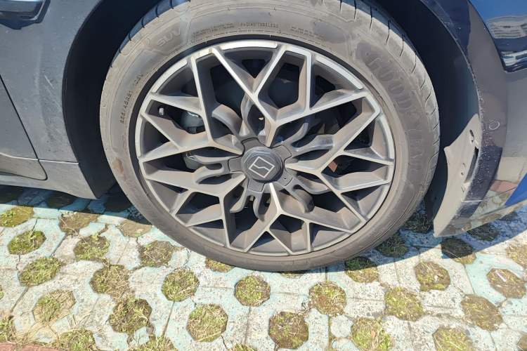 Used Zeekr 001 2025 WE Edition 95 kWh All-Wheel Drive