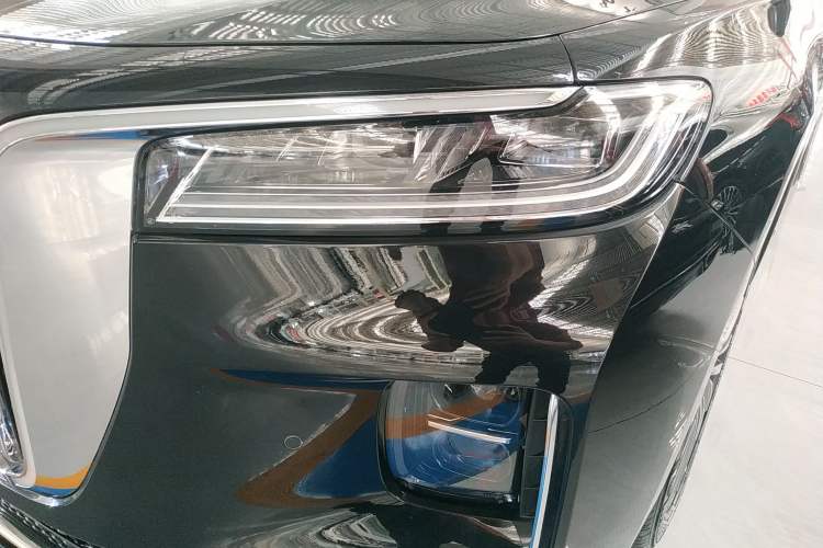 Used Hongqi H9 2023 2.0T Smart Connect Flagship Edition
