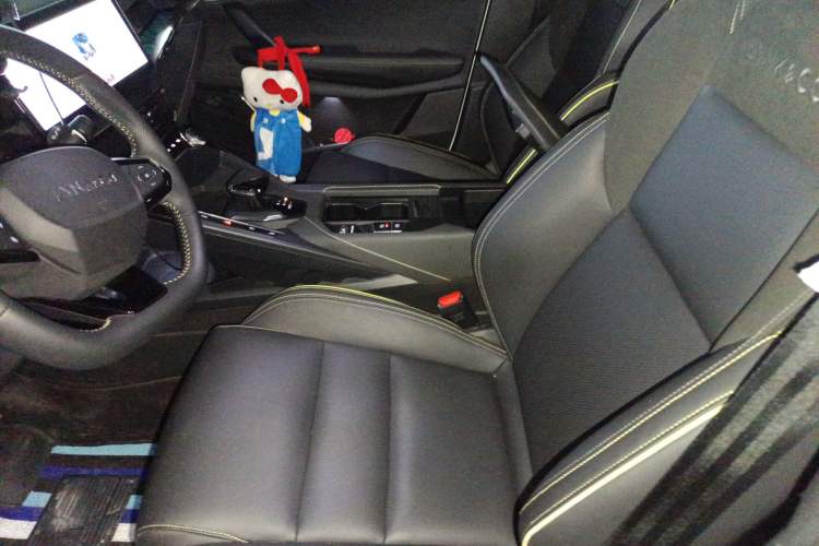 Used Lynk & Co 06 2023 Remix 1.5T Hero Left Front Seat