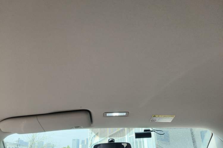 Used Roewe Clever 2022 311km QiQi BoBo Edition