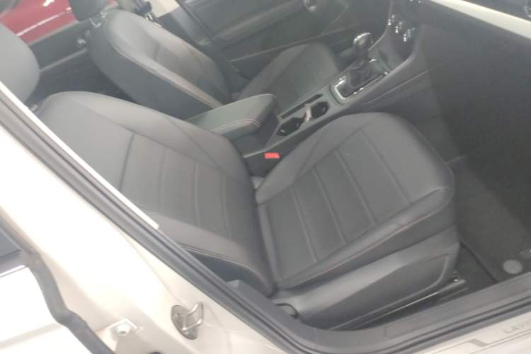 Used Volkswagen Lavida 2019 1.5L Automatic Comfort Edition China VI Standard Right Front Seat