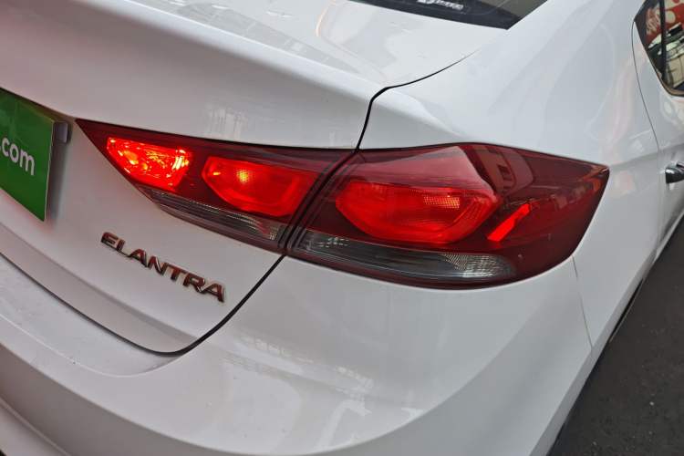 Used Hyundai Elantra (6th Generation / Lingdong) 2016 1.6L Manual ZhiXuan · Dynamic Model Right Rear Taillight